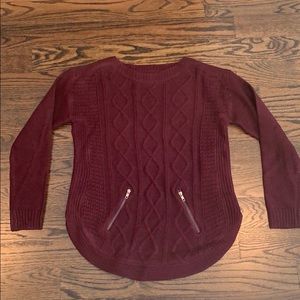 Never word “Love Ellie” small sweater with zippers